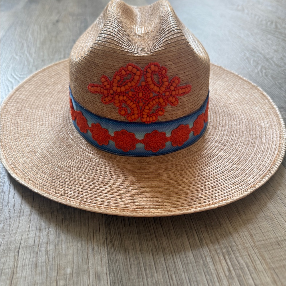 Elegant Natural Straw Women's Hat with Orange and Blue Accents